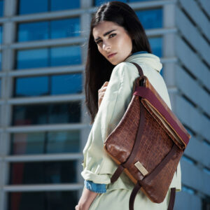 WOMEN_BACKPACK_BROWN_LEATHER.jpg